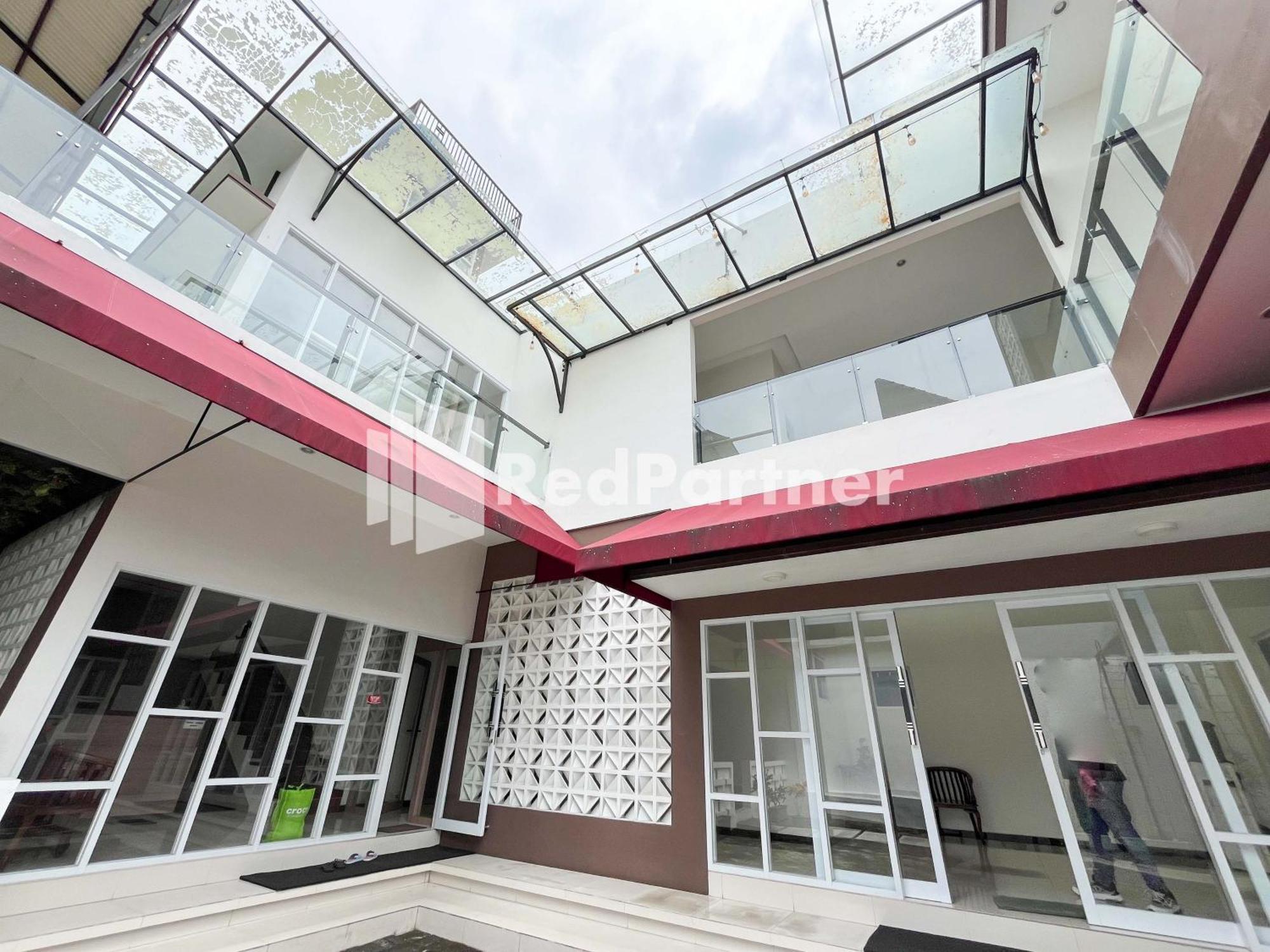 Griya Borobudur Malang Syariah Redpartner Blimbing  Kültér fotó